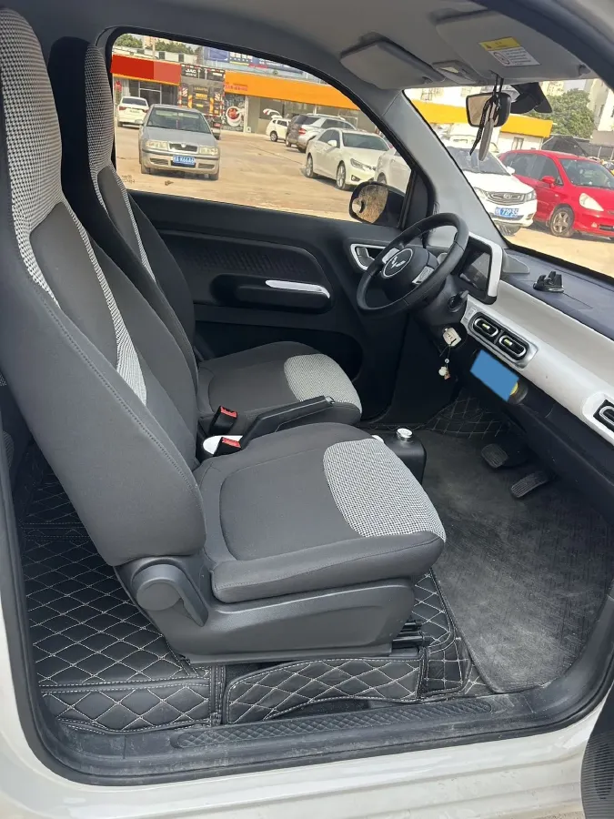 2024 WuLing HongGuang MINI EV BEV 17.3KWH,autocango,china used car exporter,china ev exporter,chinese used car exporter,chinese used ev exporter