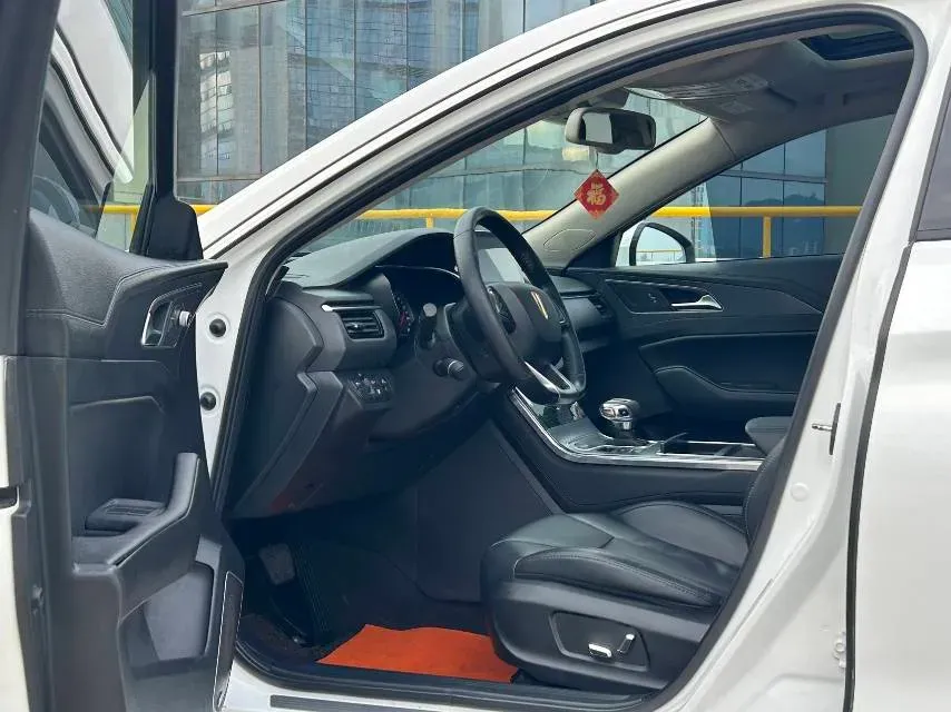 2020 HongQi H5 1.8T 197HP L4 6AT,autocango,china used car exporter,china ev exporter,chinese used car exporter,chinese used ev exporter