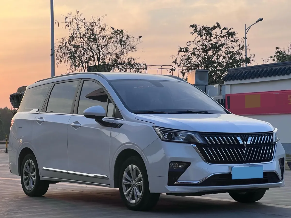 2022 WuLing KaiJie 1.5T 147HP L4 CVT,autocango,china used car exporter,china ev exporter,chinese used car exporter,chinese used ev exporter