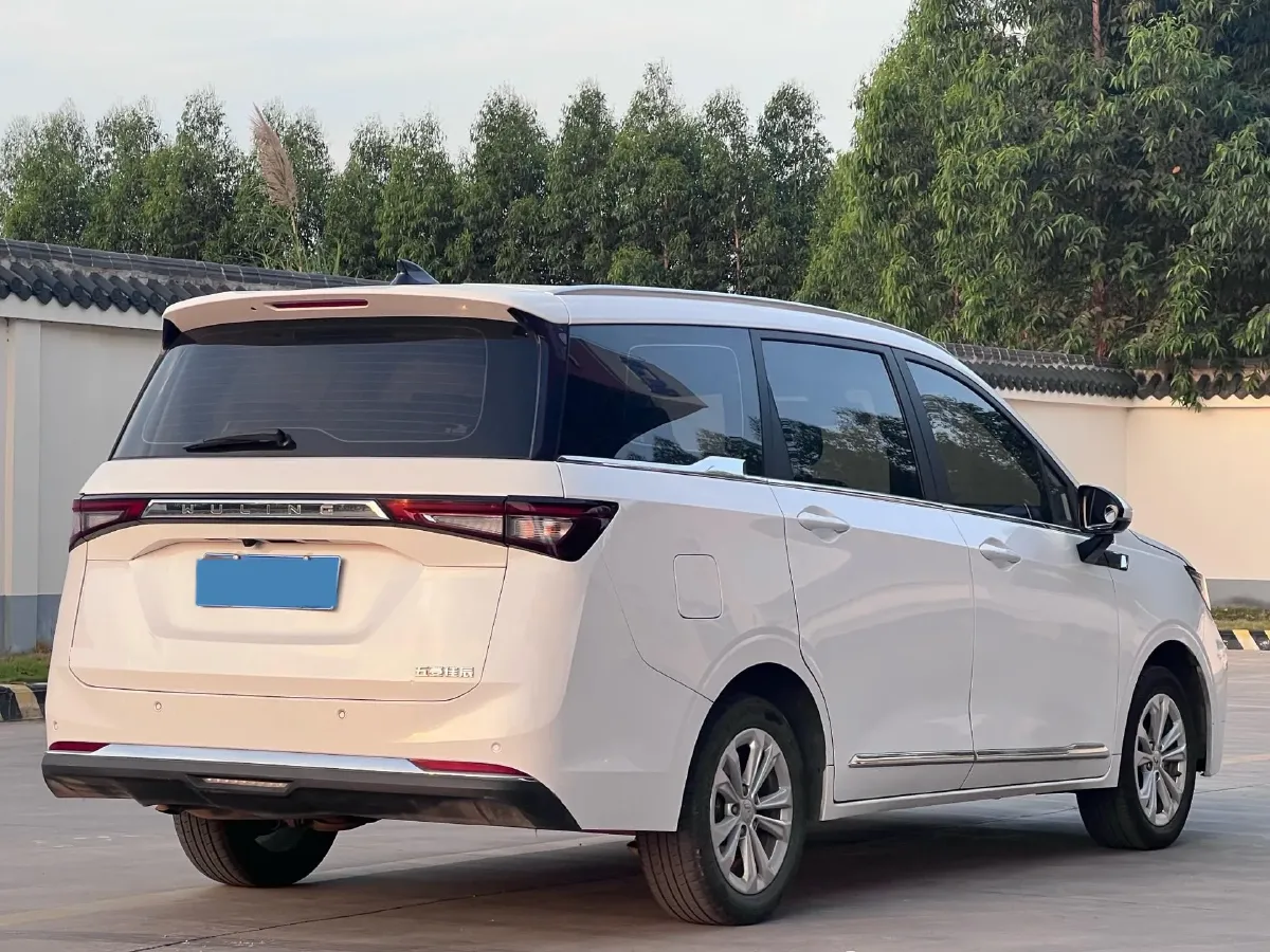 2022 WuLing KaiJie 1.5T 147HP L4 CVT,autocango,china used car exporter,china ev exporter,chinese used car exporter,chinese used ev exporter