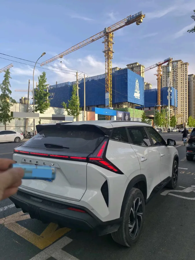 2024 Geely Azkarra 1.5T 181HP L4 7DCT,autocango,china used car exporter,china ev exporter,chinese used car exporter,chinese used ev exporter