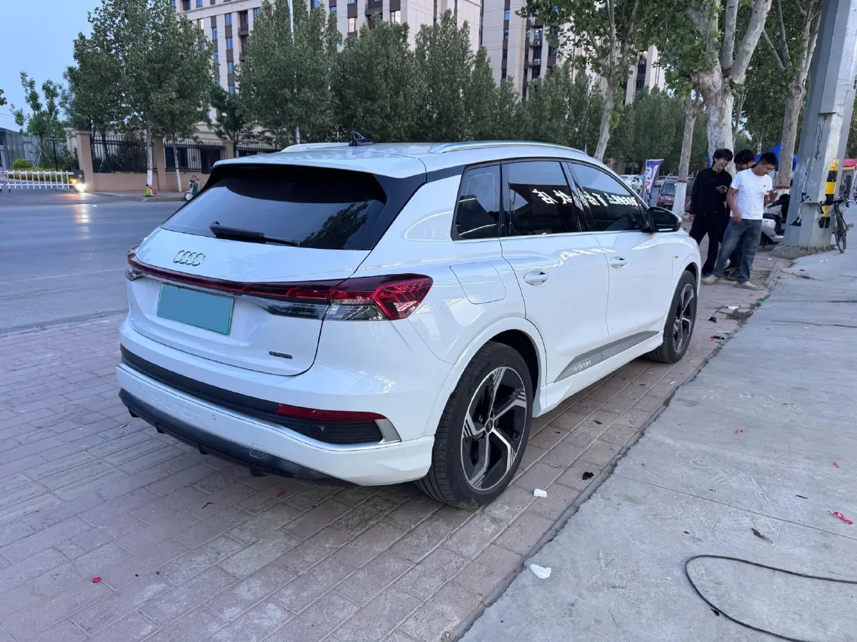 2023 Audi Q4 e-tron BEV 84.8KWH,autocango,china used car exporter,china ev exporter,chinese used car exporter,chinese used ev exporter