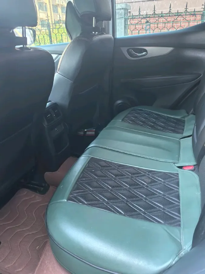 2021 Nissan Qashqai 2.0L 151HP L4 CVT,autocango,china used car exporter,china ev exporter,chinese used car exporter,chinese used ev exporter