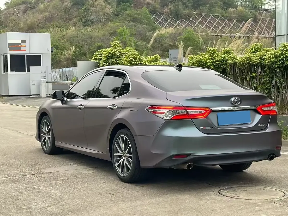 2021 Toyota Camry 2.5L 209HP L4 8AT,autocango,china used car exporter,china ev exporter,chinese used car exporter,chinese used ev exporter