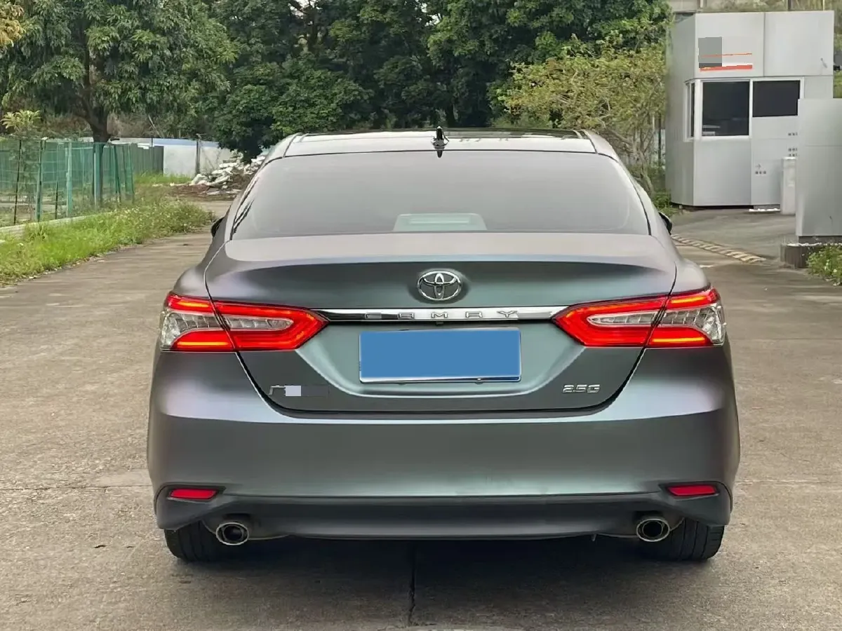 2021 Toyota Camry 2.5L 209HP L4 8AT,autocango,china used car exporter,china ev exporter,chinese used car exporter,chinese used ev exporter