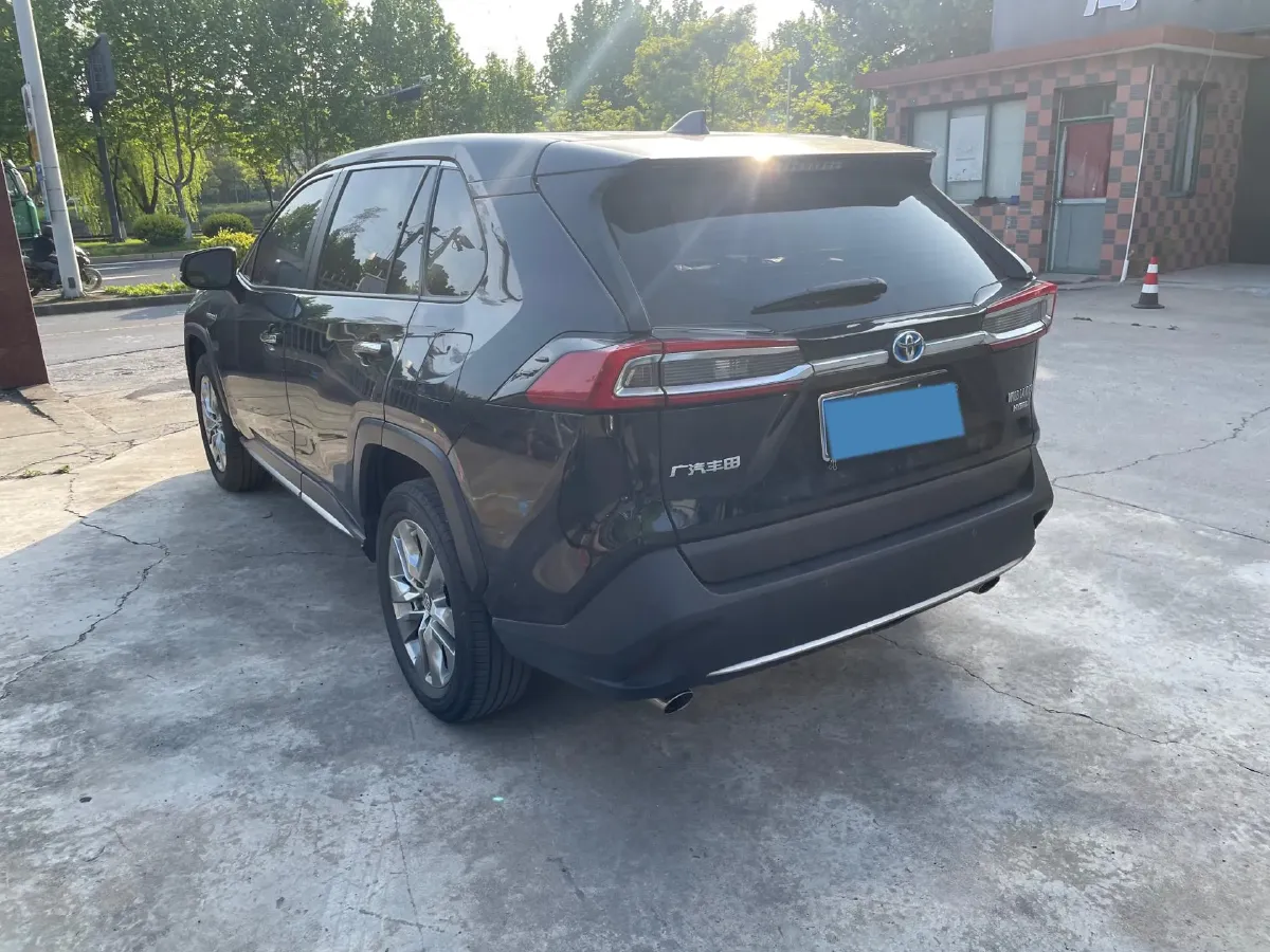 2022 Toyota Wildlander 2.5L 178HP L4 E-CVT Hybrid,autocango,china used car exporter,china ev exporter,chinese used car exporter,chinese used ev exporter