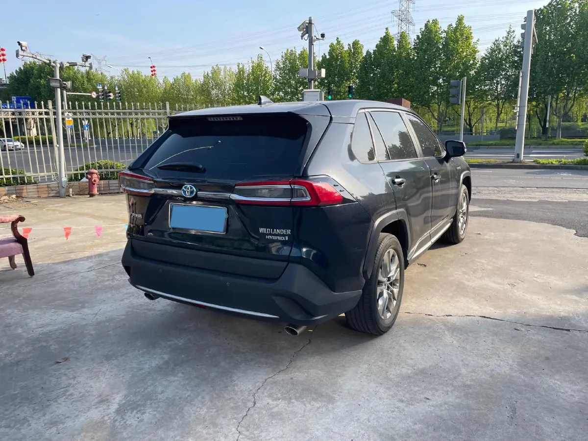 2022 Toyota Wildlander 2.5L 178HP L4 E-CVT Hybrid,autocango,china used car exporter,china ev exporter,chinese used car exporter,chinese used ev exporter