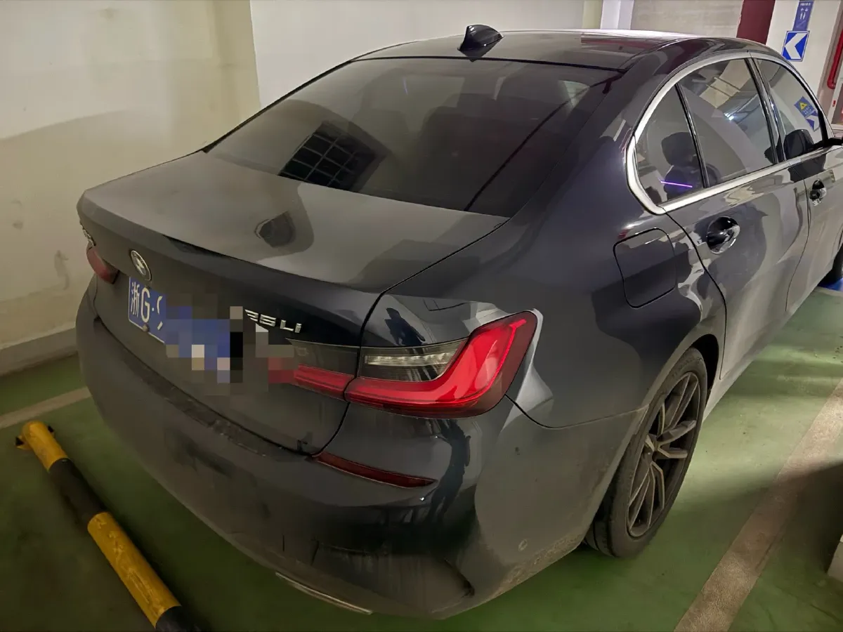 2021 BMW 3 Series 2.0T 184HP L4 8AT,autocango,china used car exporter,china ev exporter,chinese used car exporter,chinese used ev exporter