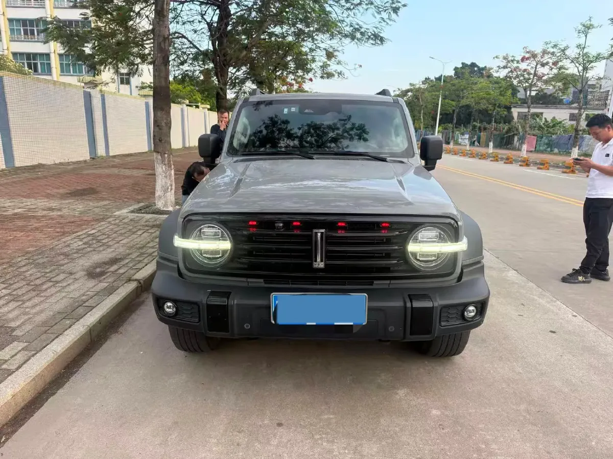 2021 Tank 300 2.0T 227HP L4 8AT,autocango,china used car exporter,china ev exporter,chinese used car exporter,chinese used ev exporter