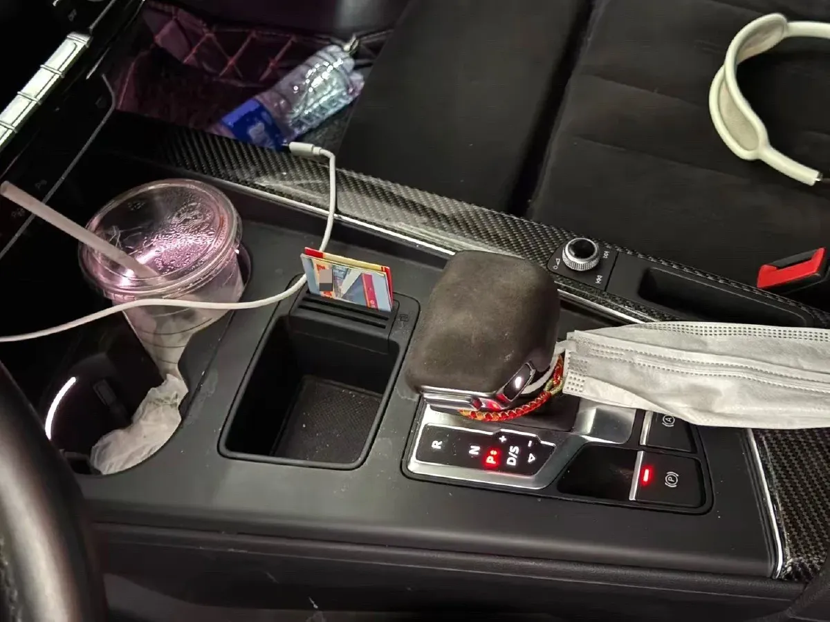 2020 Audi A4L 2.0T 252HP L4 7DCT,autocango,china used car exporter,china ev exporter,chinese used car exporter,chinese used ev exporter