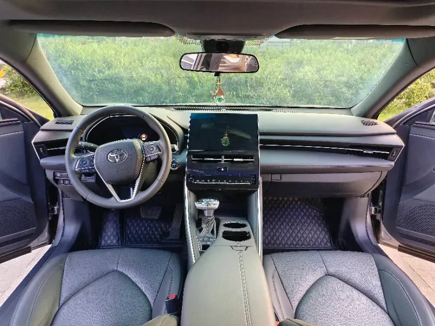2022 Toyota Avalon 2.5L 209HP L4 8AT,autocango,china used car exporter,china ev exporter,chinese used car exporter,chinese used ev exporter