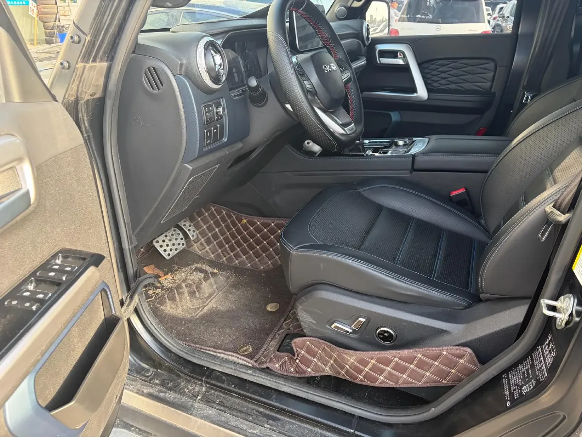 2024 Beijing BJ40 2.0T 163HP L4 8AT,autocango,china used car exporter,china ev exporter,chinese used car exporter,chinese used ev exporter