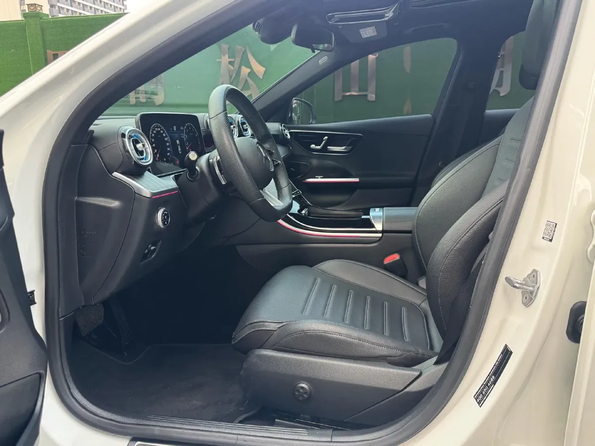 2022 Mercedes-Benz C Class 1.5T 204HP L4 9AT,autocango,china used car exporter,china ev exporter,chinese used car exporter,chinese used ev exporter