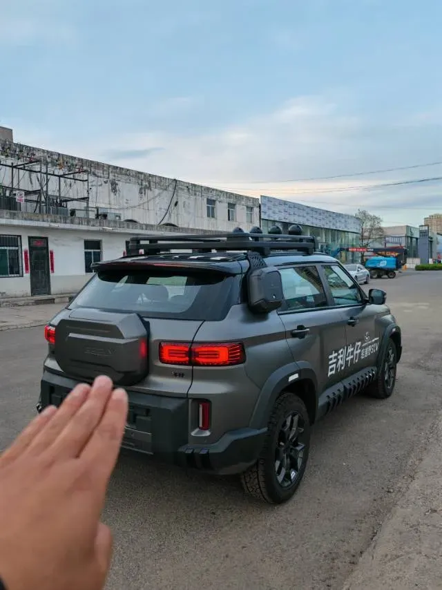 2025 Geely Cowboy 1.5T 181HP L4 7DCT,autocango,china used car exporter,china ev exporter,chinese used car exporter,chinese used ev exporter