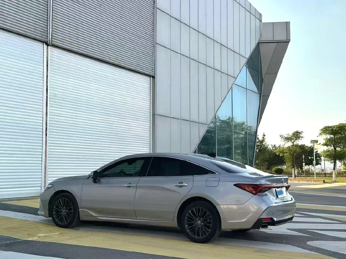 2019 Toyota Avalon 2.5L 209HP L4 8AT,autocango,china used car exporter,china ev exporter,chinese used car exporter,chinese used ev exporter