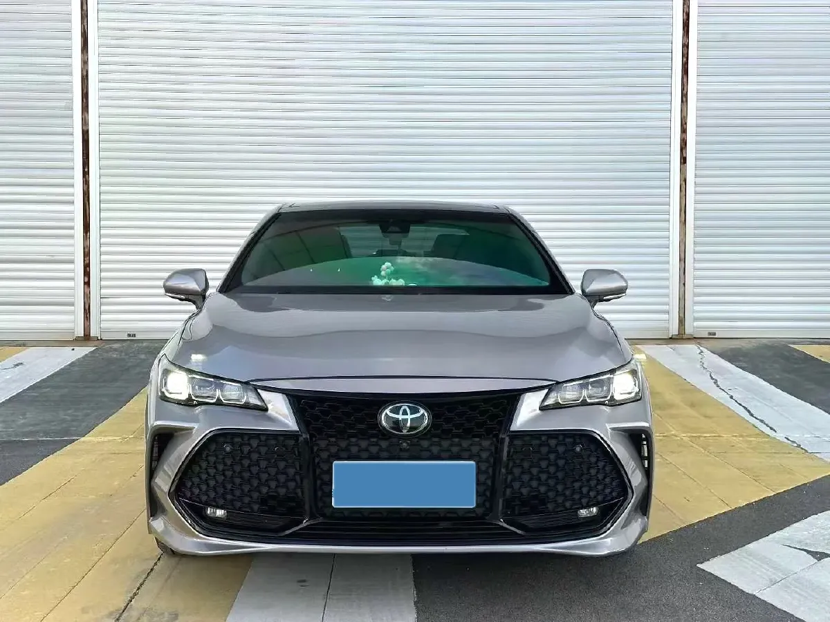 2019 Toyota Avalon 2.5L 209HP L4 8AT,autocango,china used car exporter,china ev exporter,chinese used car exporter,chinese used ev exporter