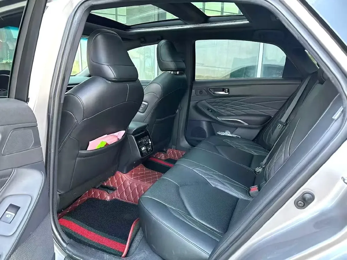 2019 Toyota Avalon 2.5L 209HP L4 8AT,autocango,china used car exporter,china ev exporter,chinese used car exporter,chinese used ev exporter