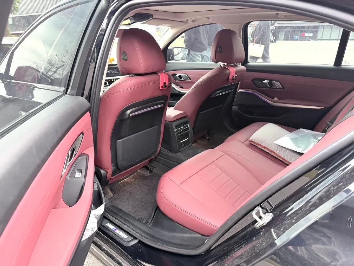 2021 BMW 3 Series 2.0T 184HP L4 8AT,autocango,china used car exporter,china ev exporter,chinese used car exporter,chinese used ev exporter