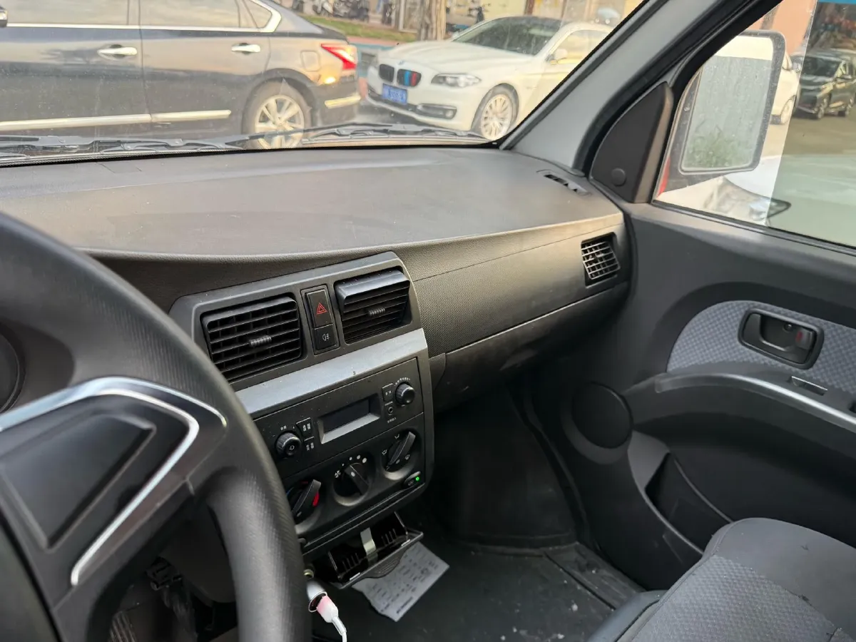 2023 WuLing RongGuang Mini Truck EV BEV 41.5KWH,autocango,china used car exporter,china ev exporter,chinese used car exporter,chinese used ev exporter