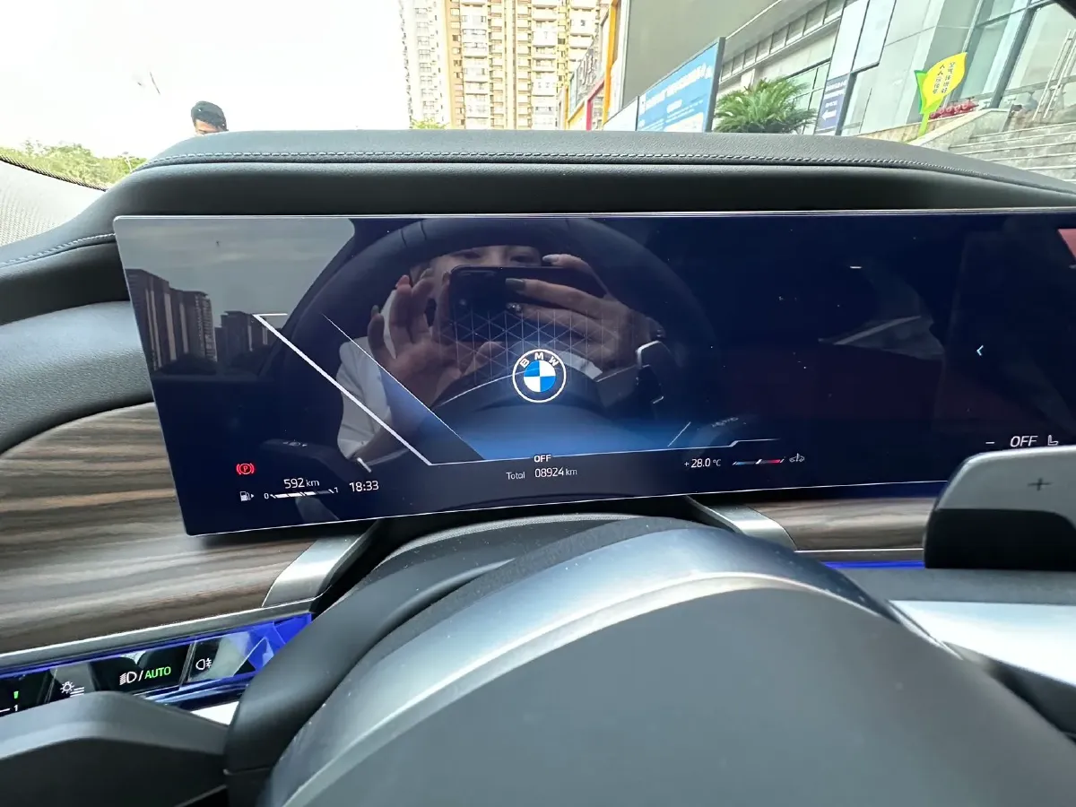 2023 BMW 7 Series 3.0T 272HP L6 8AT,autocango,china used car exporter,china ev exporter,chinese used car exporter,chinese used ev exporter