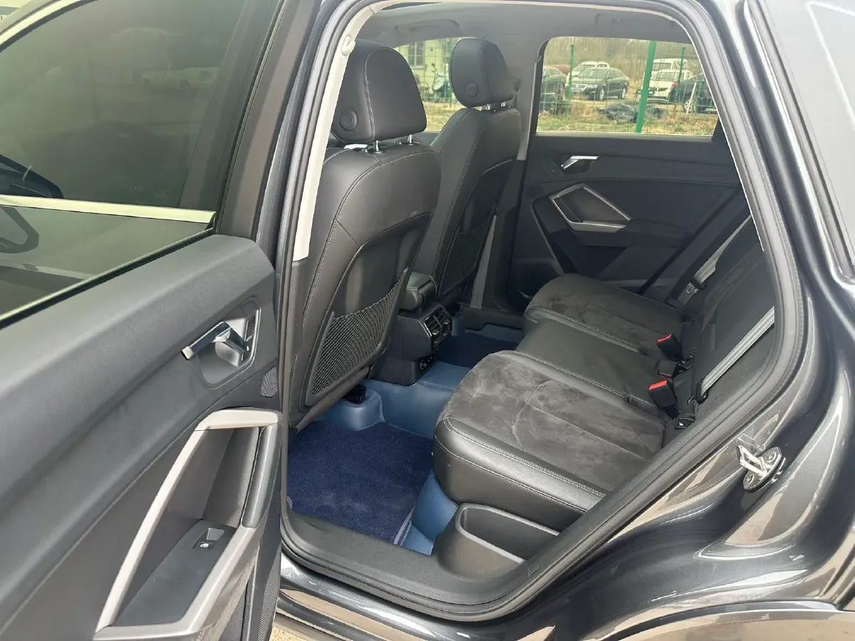 2023 Audi Q3 1.4T 150HP L4 7DCT,autocango,china used car exporter,china ev exporter,chinese used car exporter,chinese used ev exporter