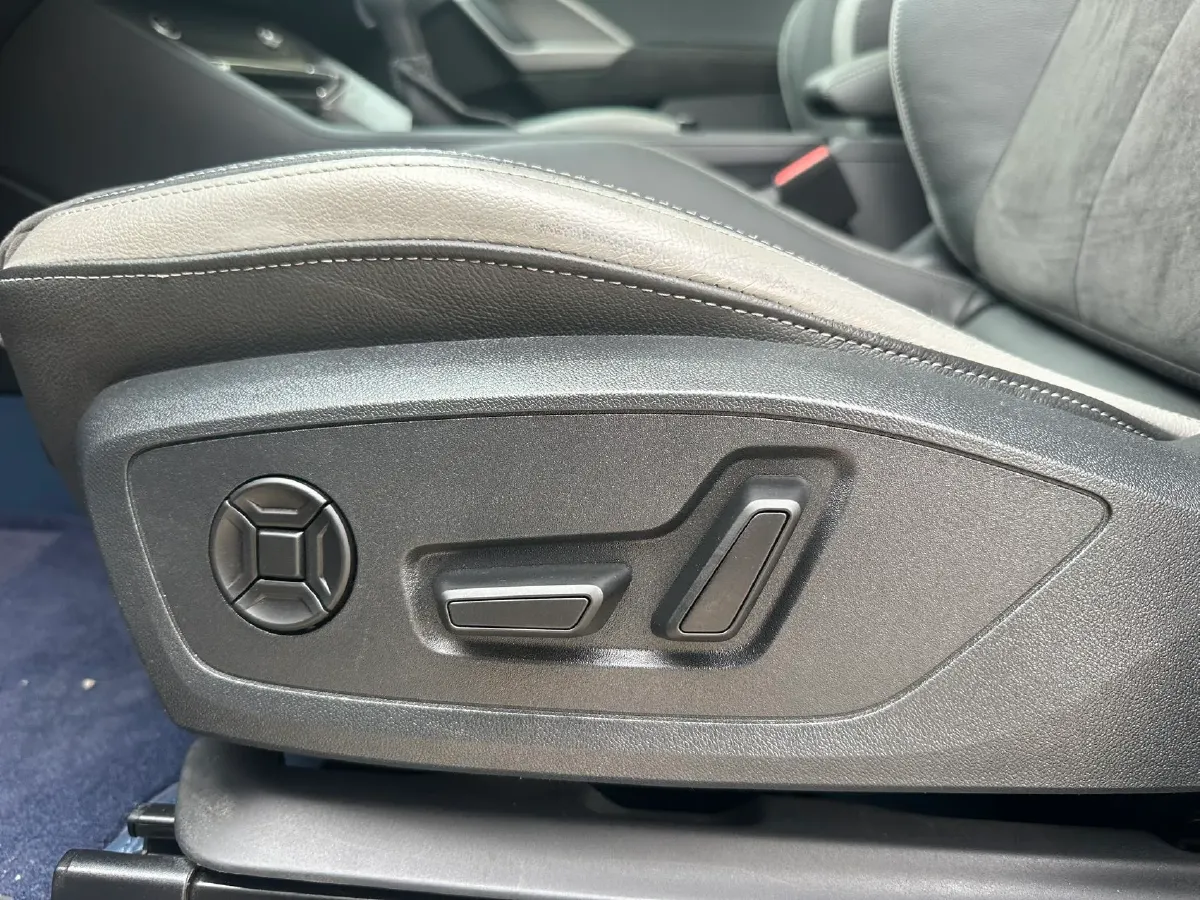 2023 Audi Q3 1.4T 150HP L4 7DCT,autocango,china used car exporter,china ev exporter,chinese used car exporter,chinese used ev exporter