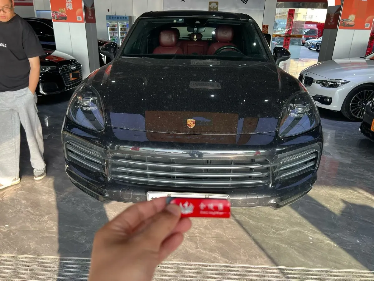 2021 Porsche Cayenne 2.0T 252HP L4 8AT PHEV 17.9KWH,autocango,china used car exporter,china ev exporter,chinese used car exporter,chinese used ev exporter