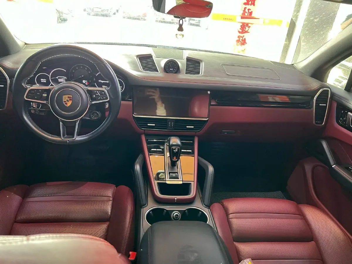 2021 Porsche Cayenne 2.0T 252HP L4 8AT PHEV 17.9KWH,autocango,china used car exporter,china ev exporter,chinese used car exporter,chinese used ev exporter