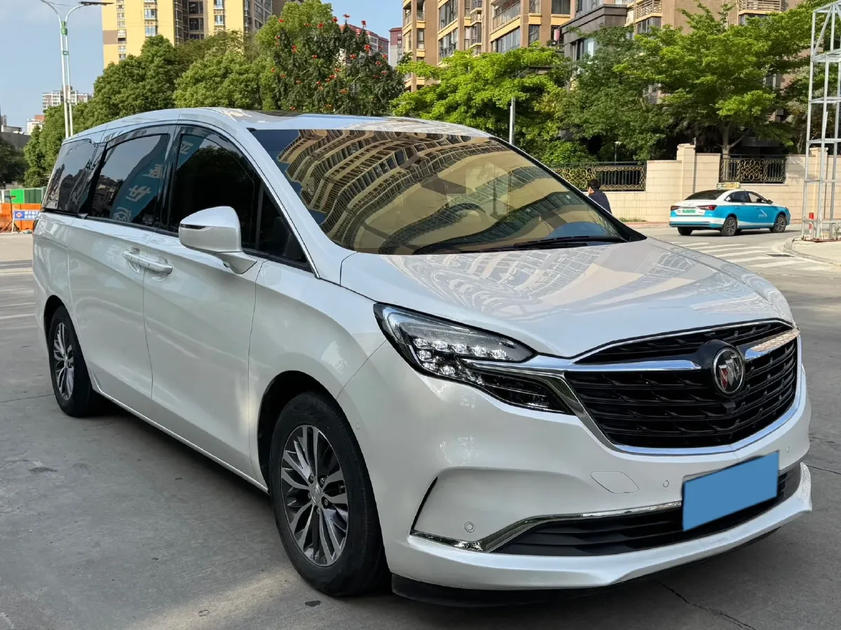 2022 Buick GL8 2.0T 237HP L4 9AT,autocango,china used car exporter,china ev exporter,chinese used car exporter,chinese used ev exporter