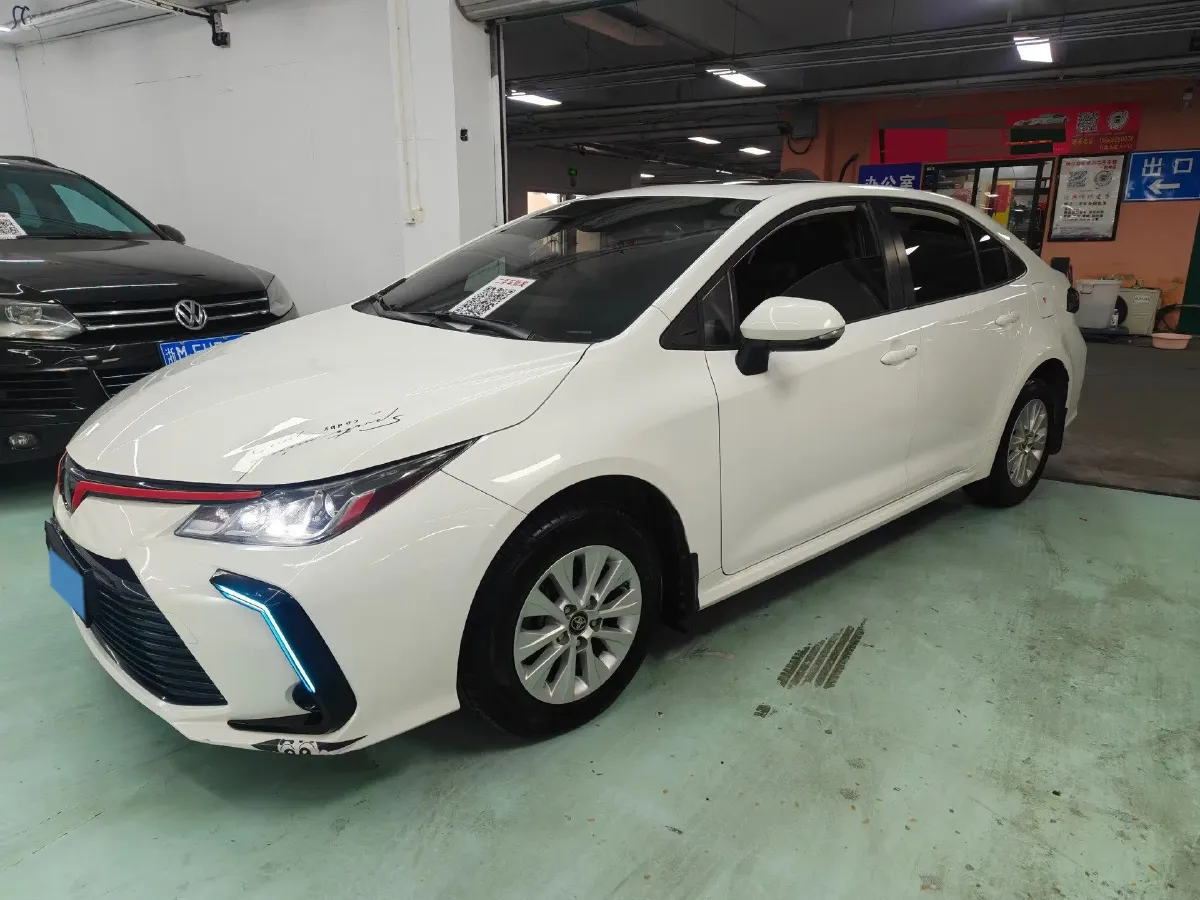 2021 Toyota Corolla 1.2T 116HP L4 CVT,autocango,china used car exporter,china ev exporter,chinese used car exporter,chinese used ev exporter