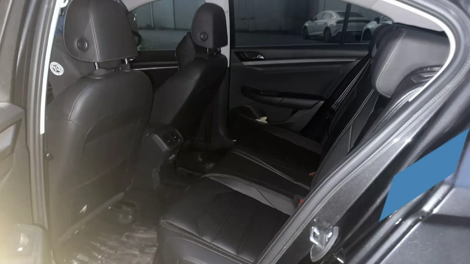 2019 Roewe RX5 MAX 2.0T 231HP L4 6DCT,autocango,china used car exporter,china ev exporter,chinese used car exporter,chinese used ev exporter