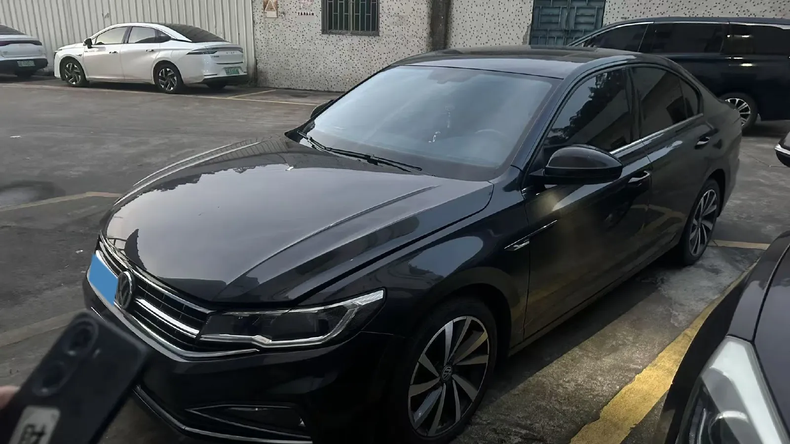 2019 Roewe RX5 MAX 2.0T 231HP L4 6DCT,autocango,china used car exporter,china ev exporter,chinese used car exporter,chinese used ev exporter