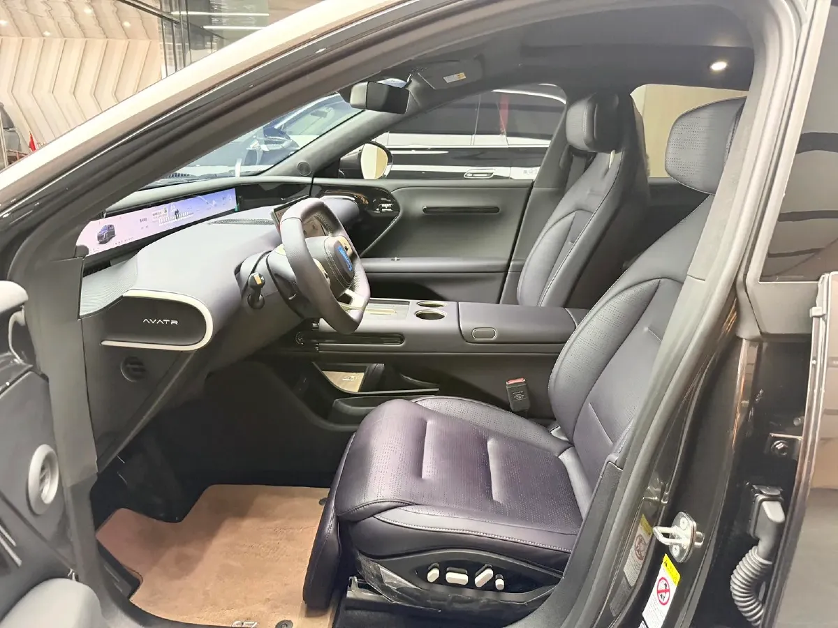 2024 Avatr 07 1.5T 156HP L4 REEV 39.05KWH,autocango,china used car exporter,china ev exporter,chinese used car exporter,chinese used ev exporter