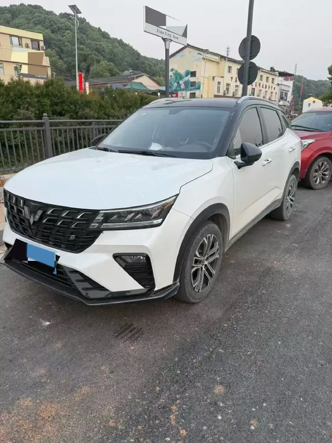 2022 WuLing XingChi 1.5T 147HP L4 CVT,autocango,china used car exporter,china ev exporter,chinese used car exporter,chinese used ev exporter