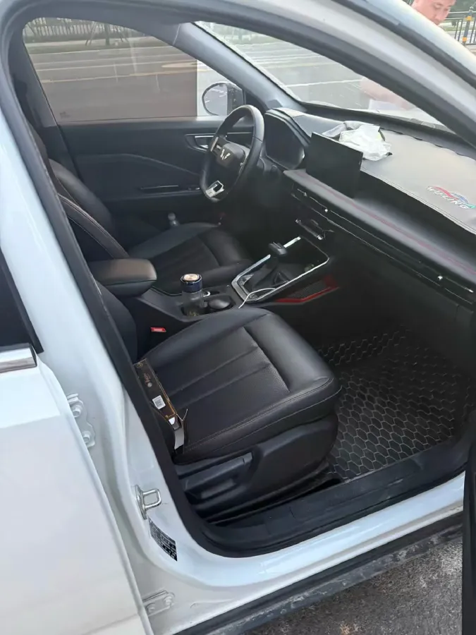 2022 WuLing XingChi 1.5T 147HP L4 CVT,autocango,china used car exporter,china ev exporter,chinese used car exporter,chinese used ev exporter