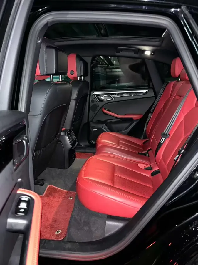 2018 Porsche Macan 3.0T 354HP V6 7DCT,autocango,china used car exporter,china ev exporter,chinese used car exporter,chinese used ev exporter