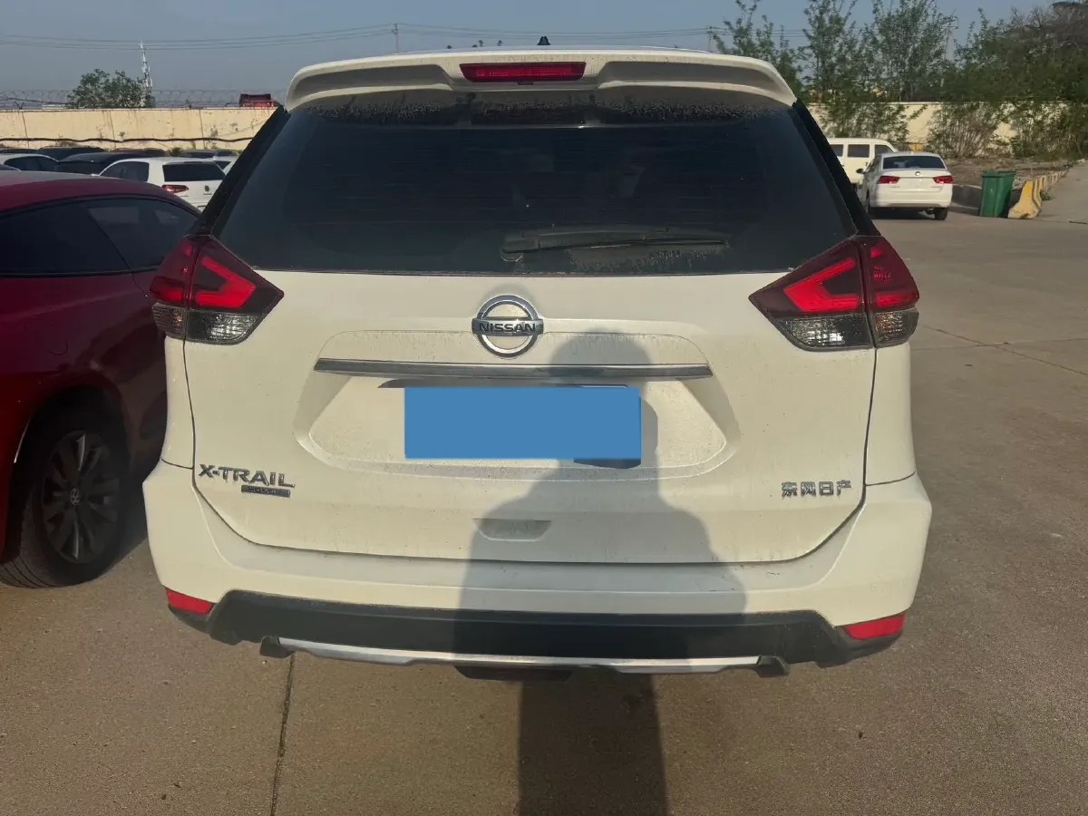 2022 Nissan X-Trail 2.0L 151HP L4 CVT,autocango,china used car exporter,china ev exporter,chinese used car exporter,chinese used ev exporter