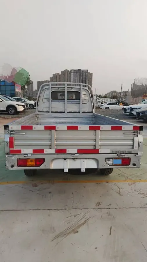 2022 WuLing RongGuang New Truck 1.5L 102HP L4 5MT,autocango,china used car exporter,china ev exporter,chinese used car exporter,chinese used ev exporter
