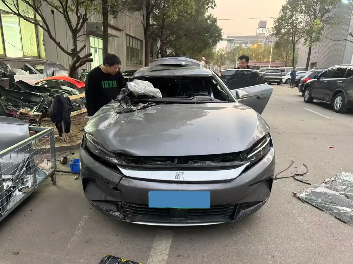 2022 Lincoln Corsair 2.0T 245HP L4 8AT,autocango,china used car exporter,china ev exporter,chinese used car exporter,chinese used ev exporter