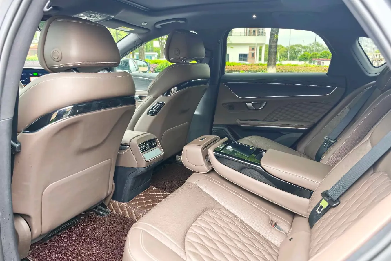 2022 Lincoln Corsair 2.0T 245HP L4 8AT,autocango,china used car exporter,china ev exporter,chinese used car exporter,chinese used ev exporter