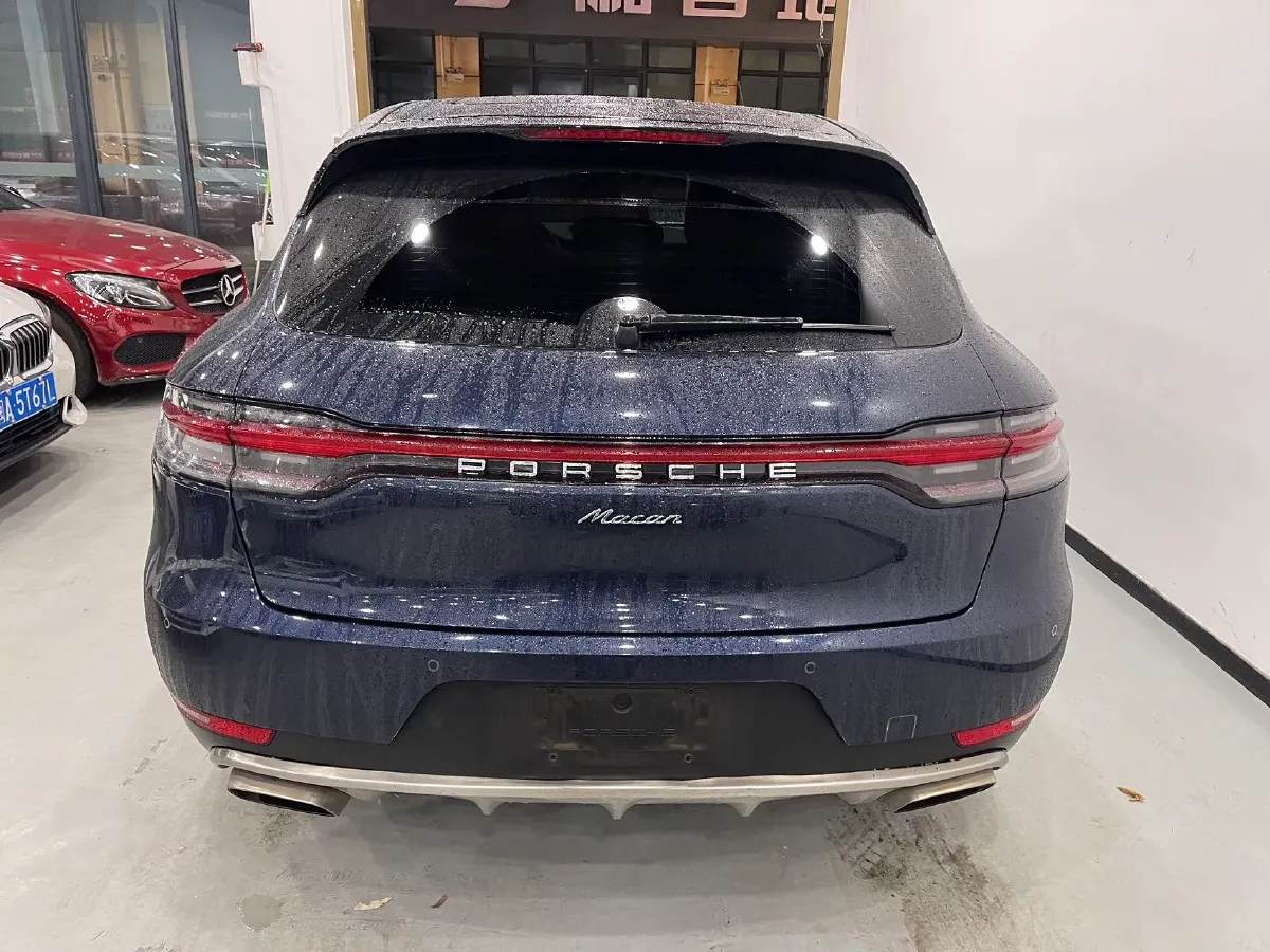 2018 Porsche Macan 2.0T 252HP L4 7DCT,autocango,china used car exporter,china ev exporter,chinese used car exporter,chinese used ev exporter