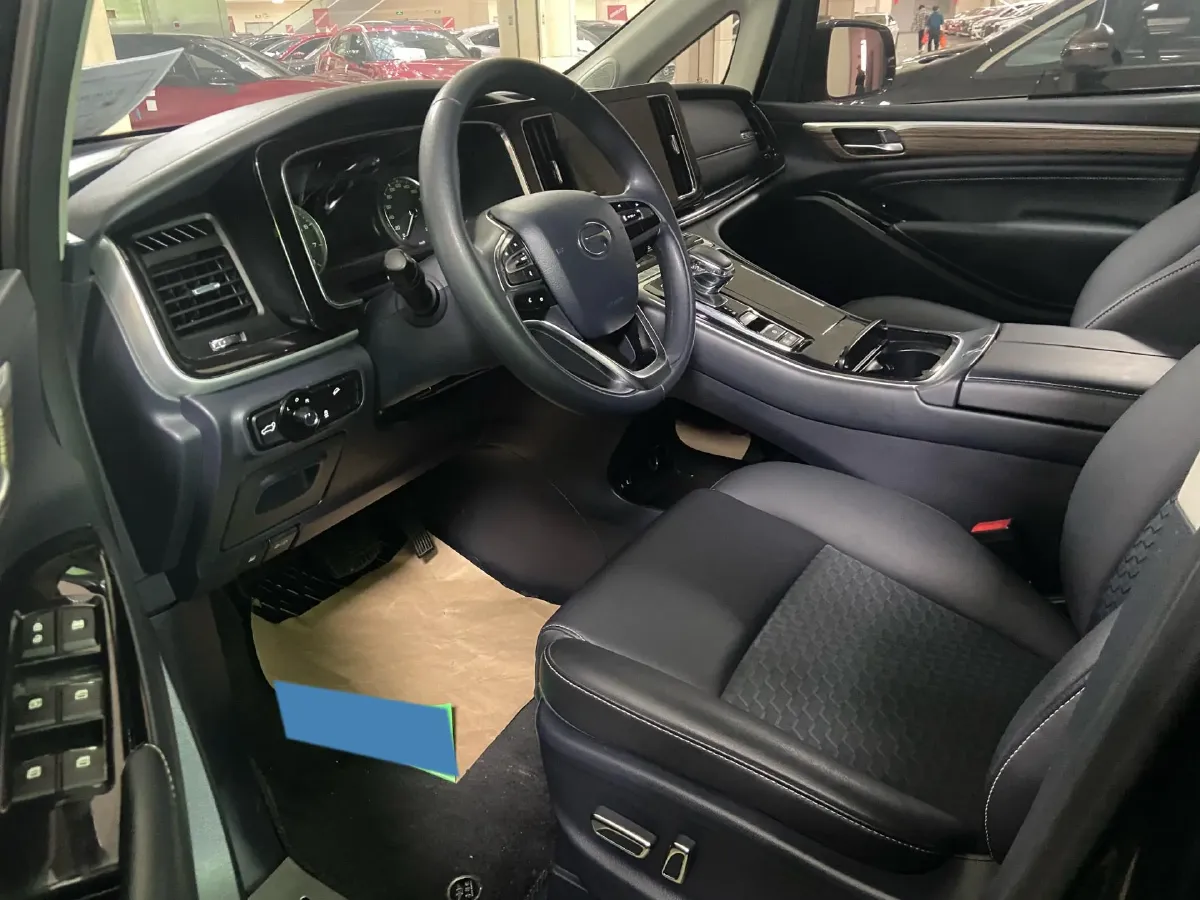 2021 GAC Trumpchi M8 2.0T 252HP L4 8AT,autocango,china used car exporter,china ev exporter,chinese used car exporter,chinese used ev exporter