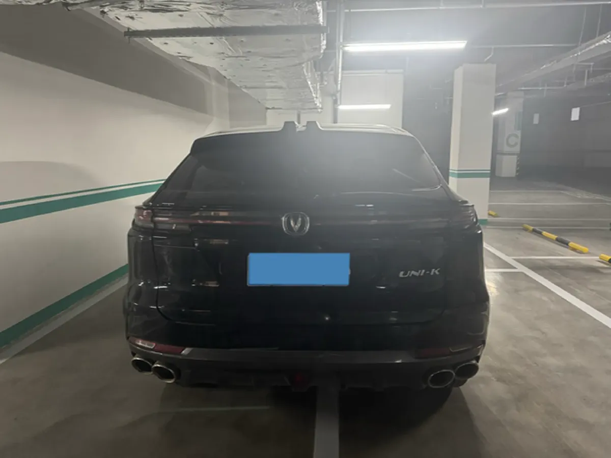 2021 ChangAn UNI-K 2.0T 233HP L4 8AT,autocango,china used car exporter,china ev exporter,chinese used car exporter,chinese used ev exporter