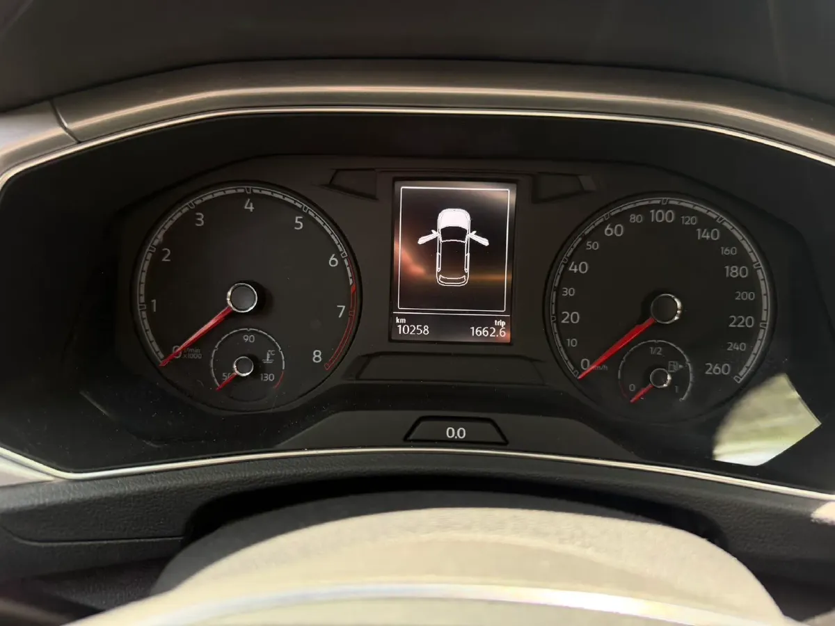 2020 Volkswagen T-Roc 1.4T 150HP L4 7DCT,autocango,china used car exporter,china ev exporter,chinese used car exporter,chinese used ev exporter