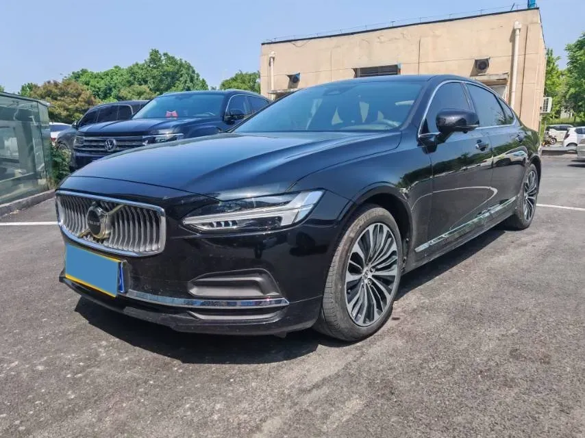 2023 Volvo S90 2.0T 250HP L4 8AT,autocango,china used car exporter,china ev exporter,chinese used car exporter,chinese used ev exporter