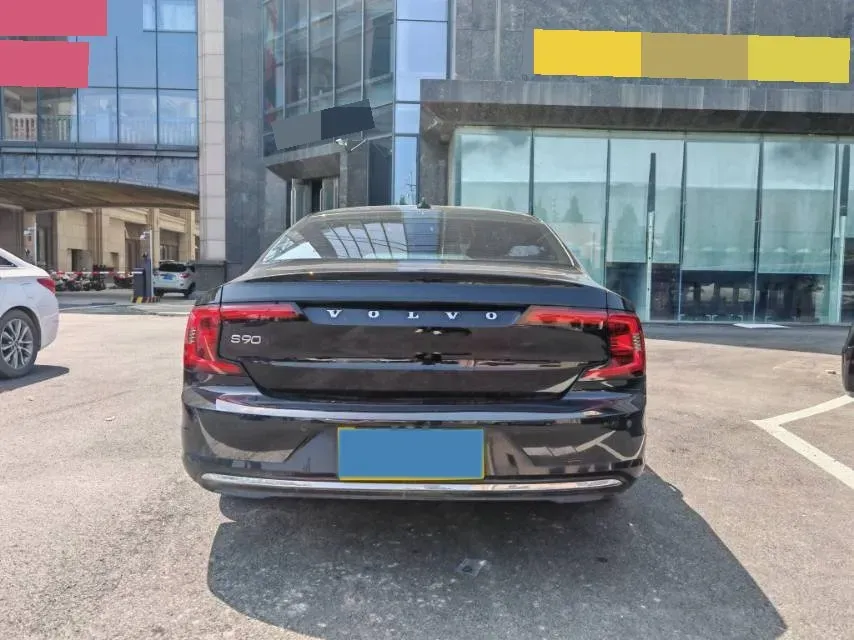 2023 Volvo S90 2.0T 250HP L4 8AT,autocango,china used car exporter,china ev exporter,chinese used car exporter,chinese used ev exporter