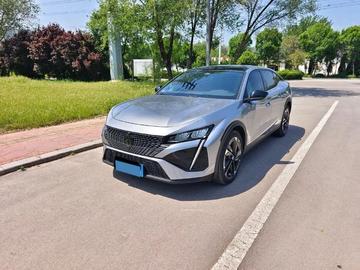 2023 Peugeot 408X 1.6T 175HP L4 8AT,autocango,china used car exporter,china ev exporter,chinese used car exporter,chinese used ev exporter