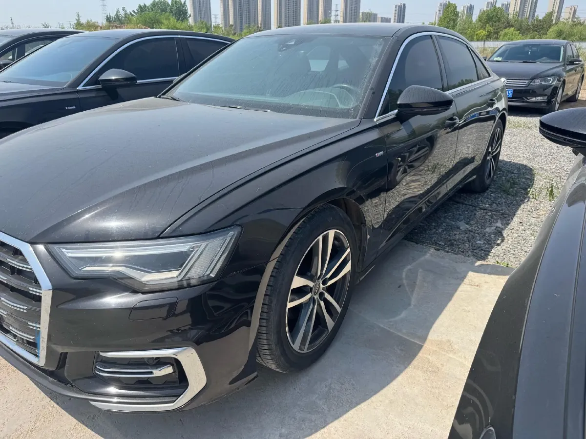 2023 Audi A6L 2.0T 190HP L4 7DCT,autocango,china used car exporter,china ev exporter,chinese used car exporter,chinese used ev exporter