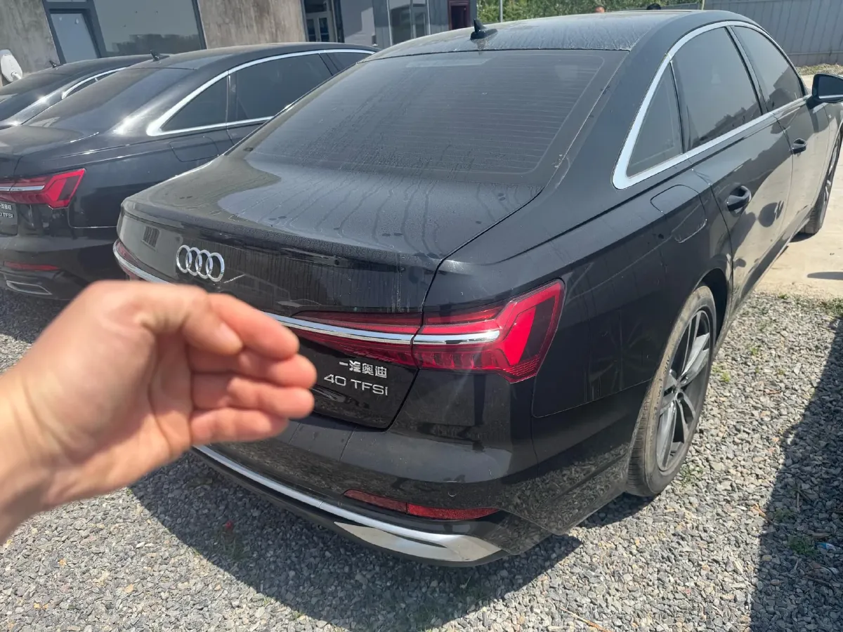 2023 Audi A6L 2.0T 190HP L4 7DCT,autocango,china used car exporter,china ev exporter,chinese used car exporter,chinese used ev exporter