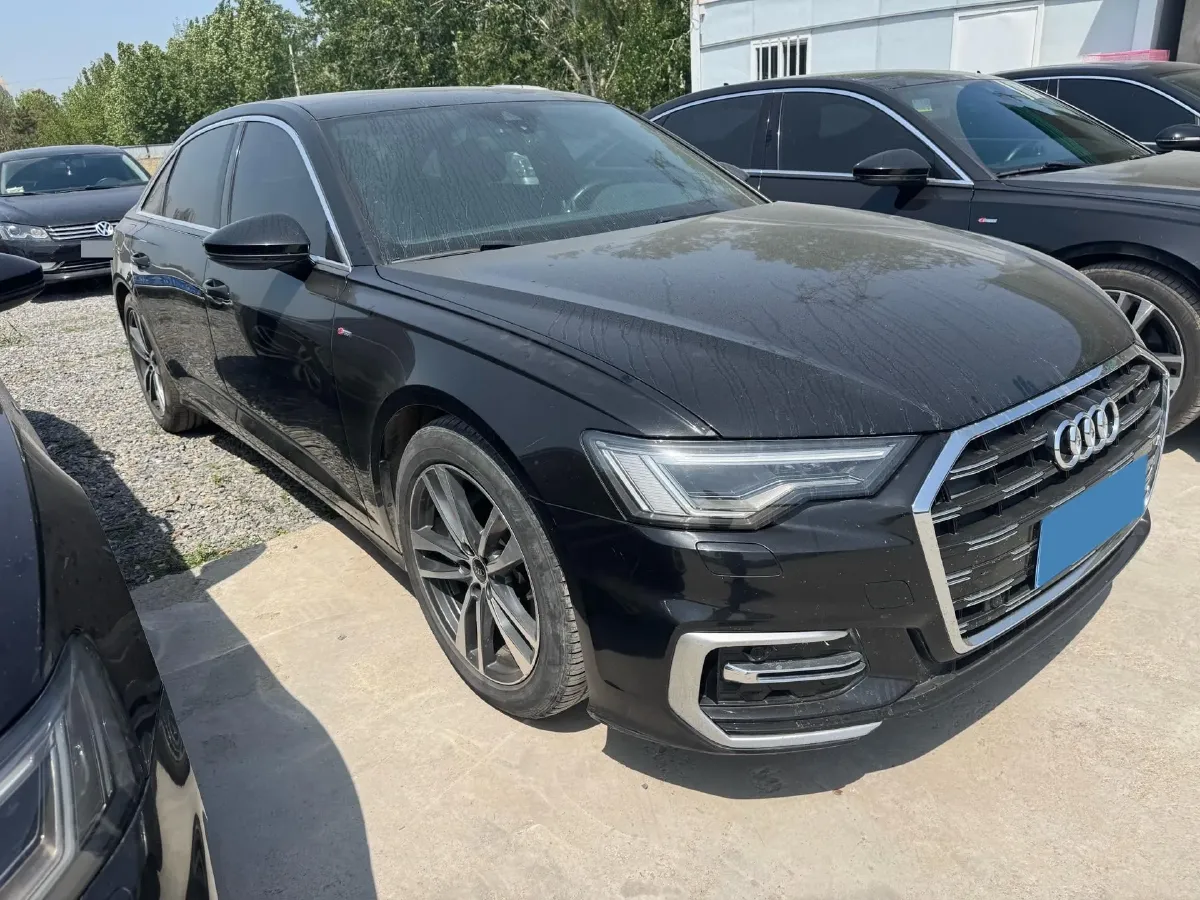 2023 Audi A6L 2.0T 190HP L4 7DCT,autocango,china used car exporter,china ev exporter,chinese used car exporter,chinese used ev exporter